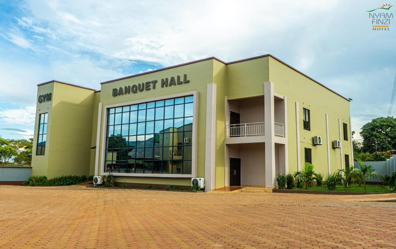 Nyamfinzi Hotel Chipata Экстерьер фото